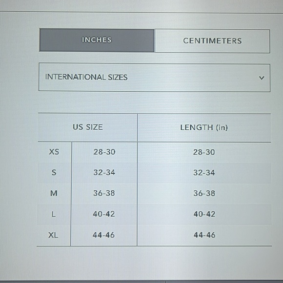 Ferragamo men’s studded leather belt size 42 - Picture 7 of 9